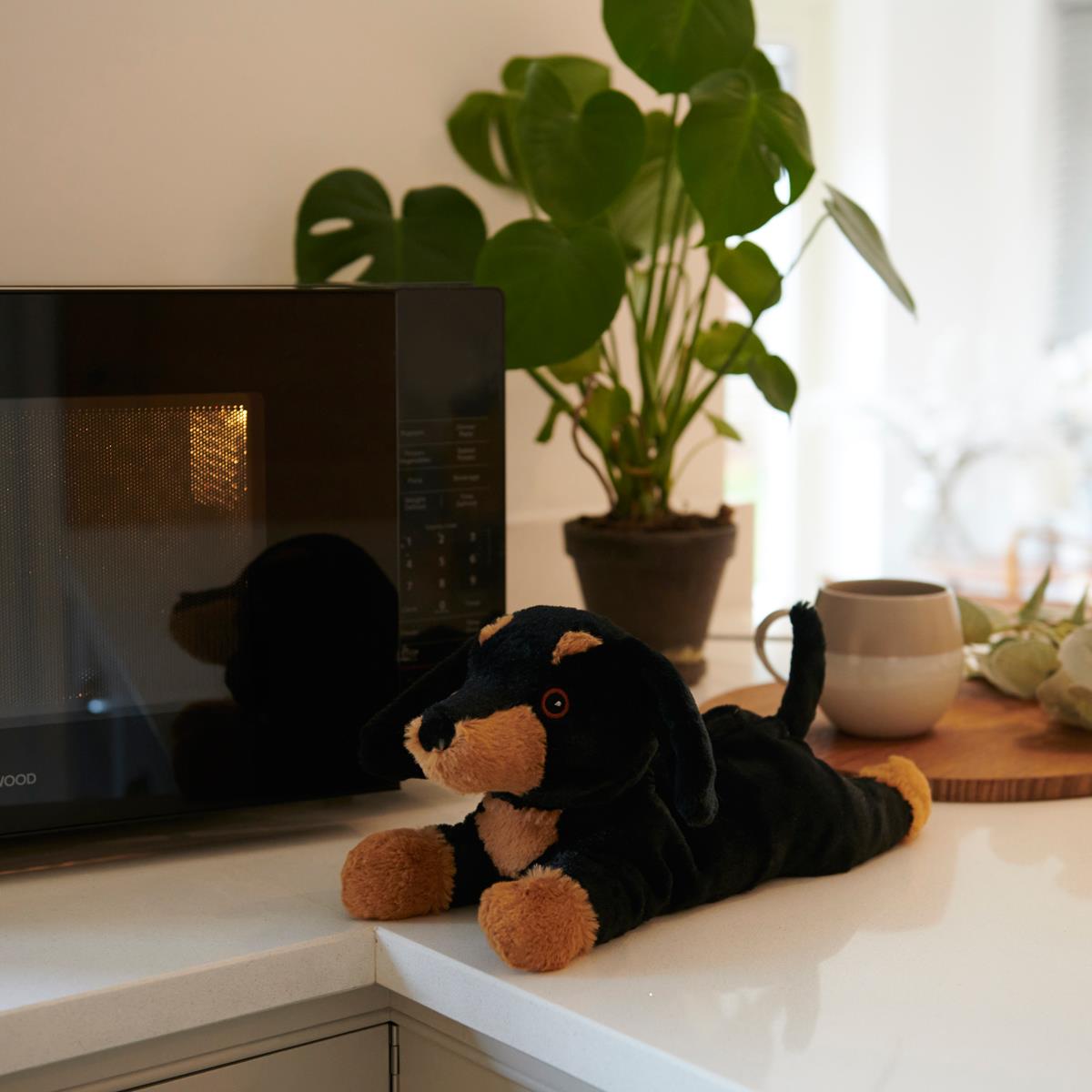 Warmies Microwaveable Dachshund - 33 cm-567147